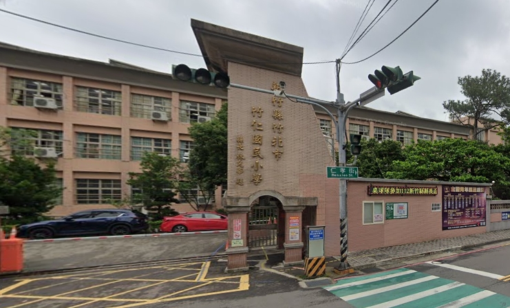 LINE_ALBUM_仁愛國中投資標的_251125_5